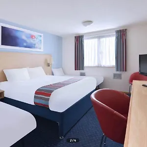 Travelodge Airport Aberdeen